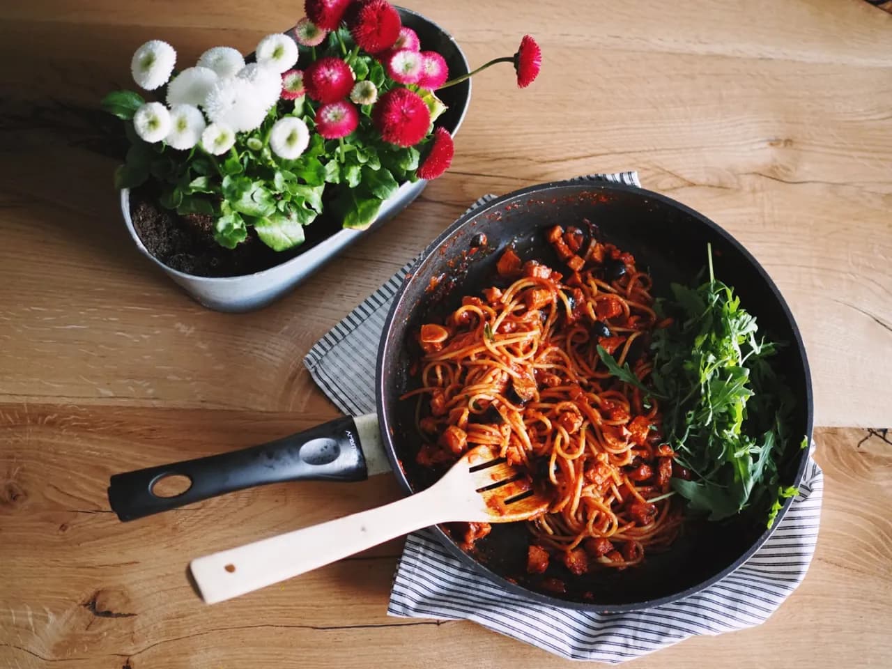 Co zrobić z resztek pieczonego kurczaka? 10+ pomysłów!