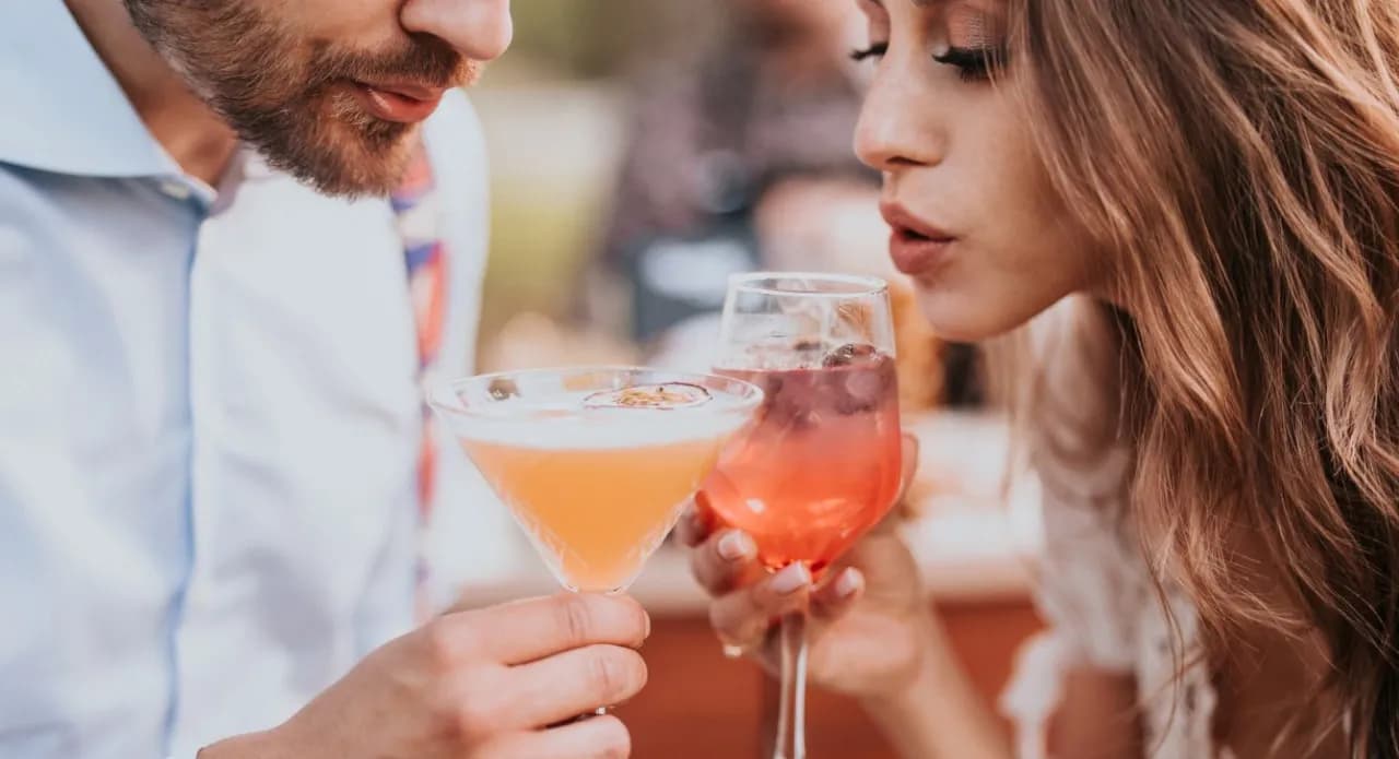 Barman na wesele: O co pytać? Twoja checklista bez stresu!